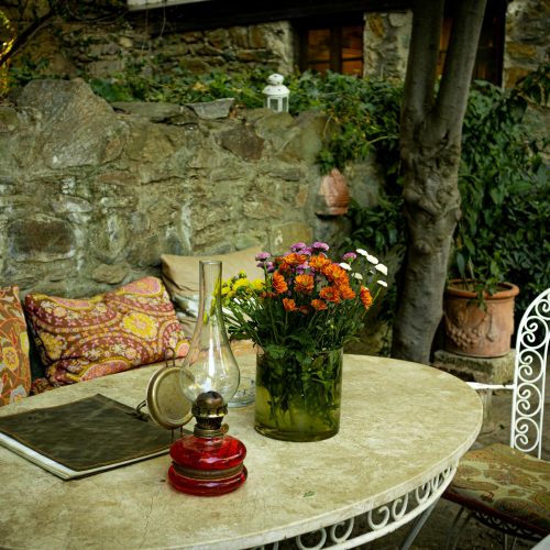 Top 5 Ways to Create an Outstanding Cozy Patio